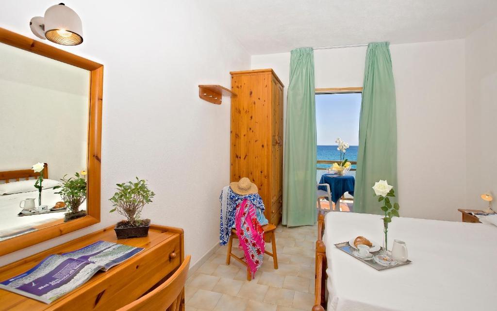 Hotel Vittorio Beach Resort Barano dʼIschia Pokój zdjęcie