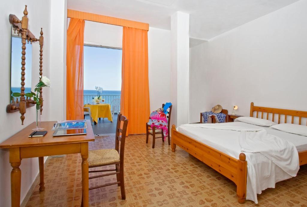 Hotel Vittorio Beach Resort Barano dʼIschia Pokój zdjęcie