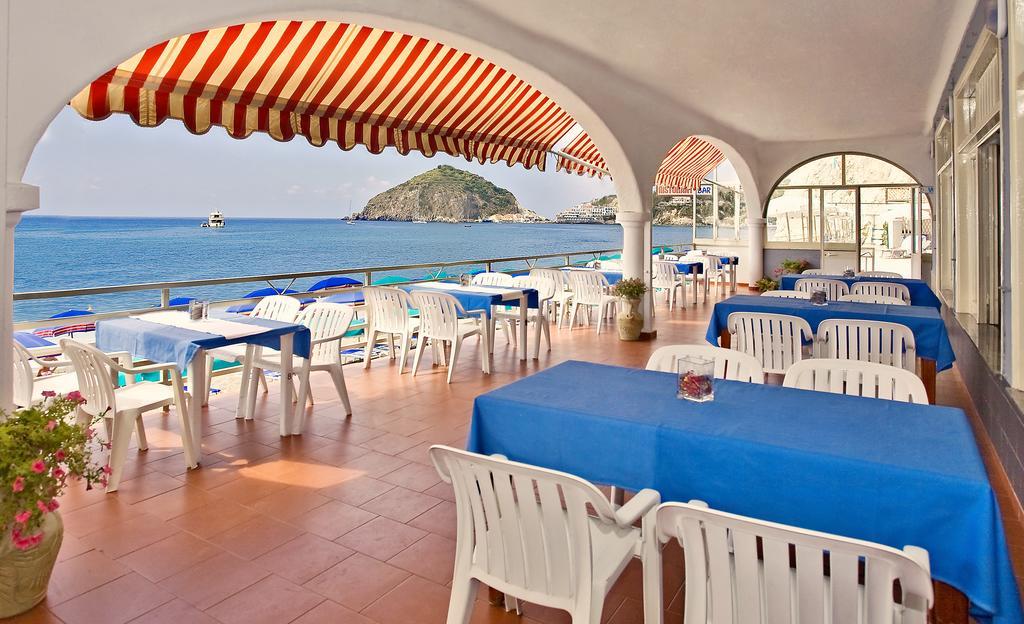 Hotel Vittorio Beach Resort Barano dʼIschia Zewnętrze zdjęcie
