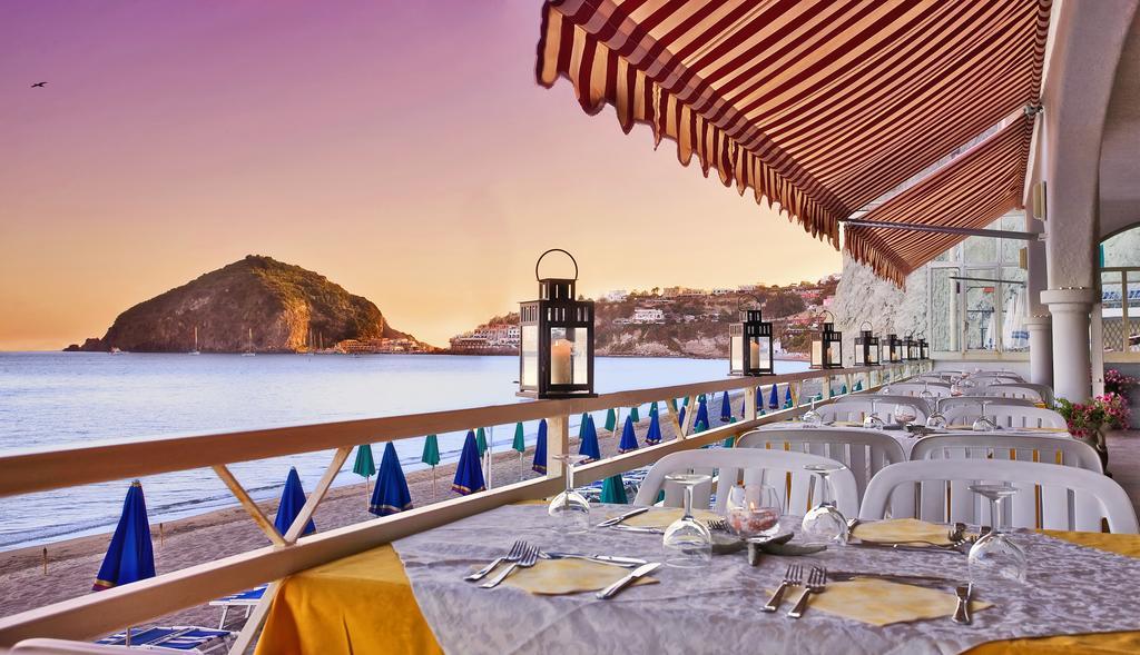 Hotel Vittorio Beach Resort Barano dʼIschia Zewnętrze zdjęcie