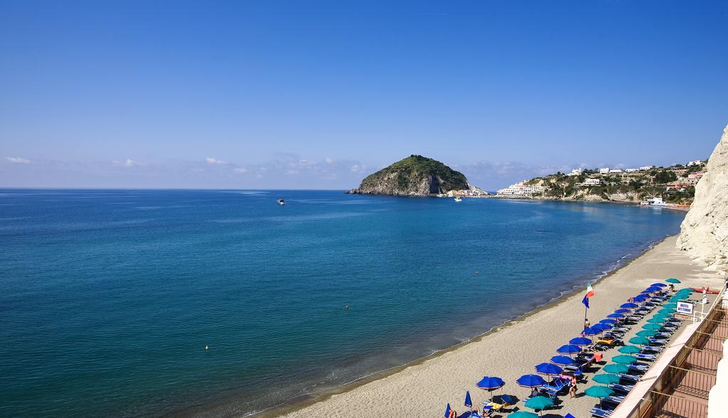 Hotel Vittorio Beach Resort Barano dʼIschia Zewnętrze zdjęcie